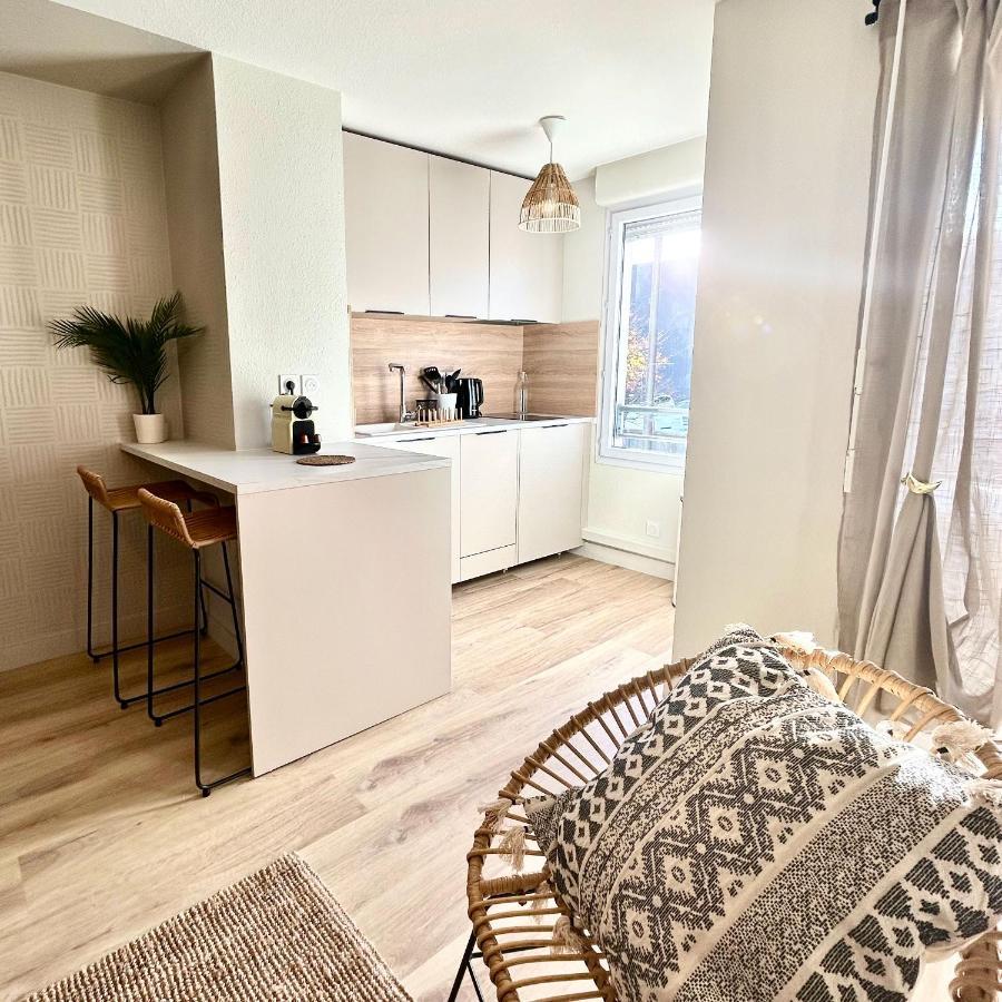 Apartamento Modern 1 Bdr + Balcony + Free Parking + Ac + Pool L'Isle-d'Abeau Exterior foto