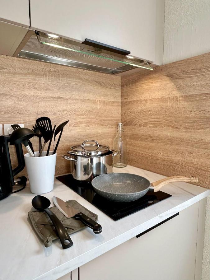 Apartamento Modern 1 Bdr + Balcony + Free Parking + Ac + Pool L'Isle-d'Abeau Exterior foto