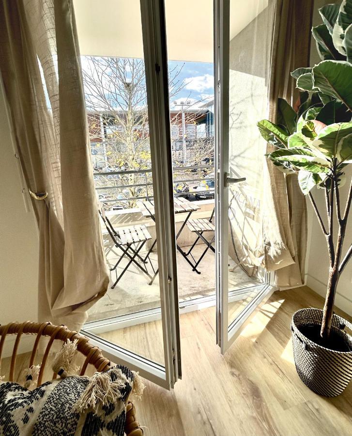 Apartamento Modern 1 Bdr + Balcony + Free Parking + Ac + Pool L'Isle-d'Abeau Exterior foto